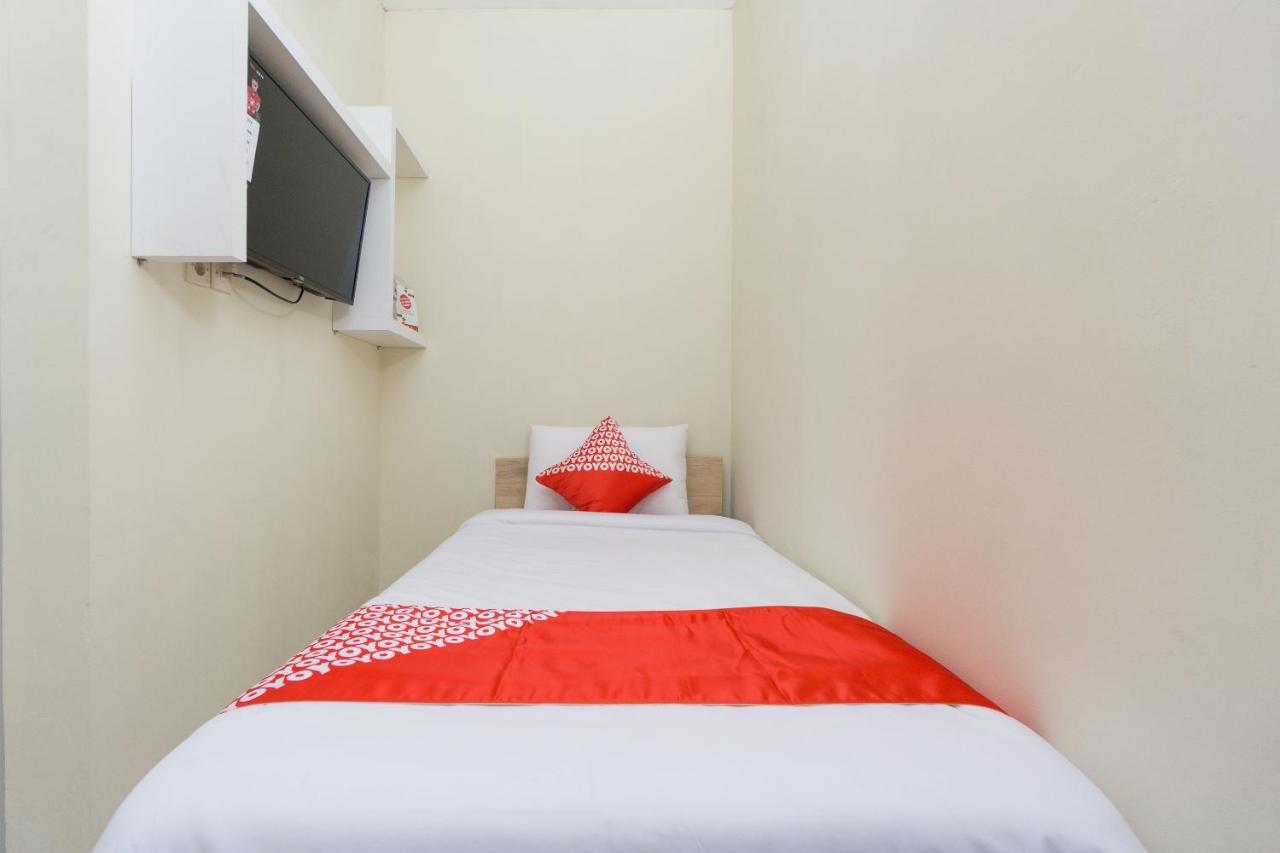 Oyo 1542 Yessy Mansion Hotell Ngabean Eksteriør bilde