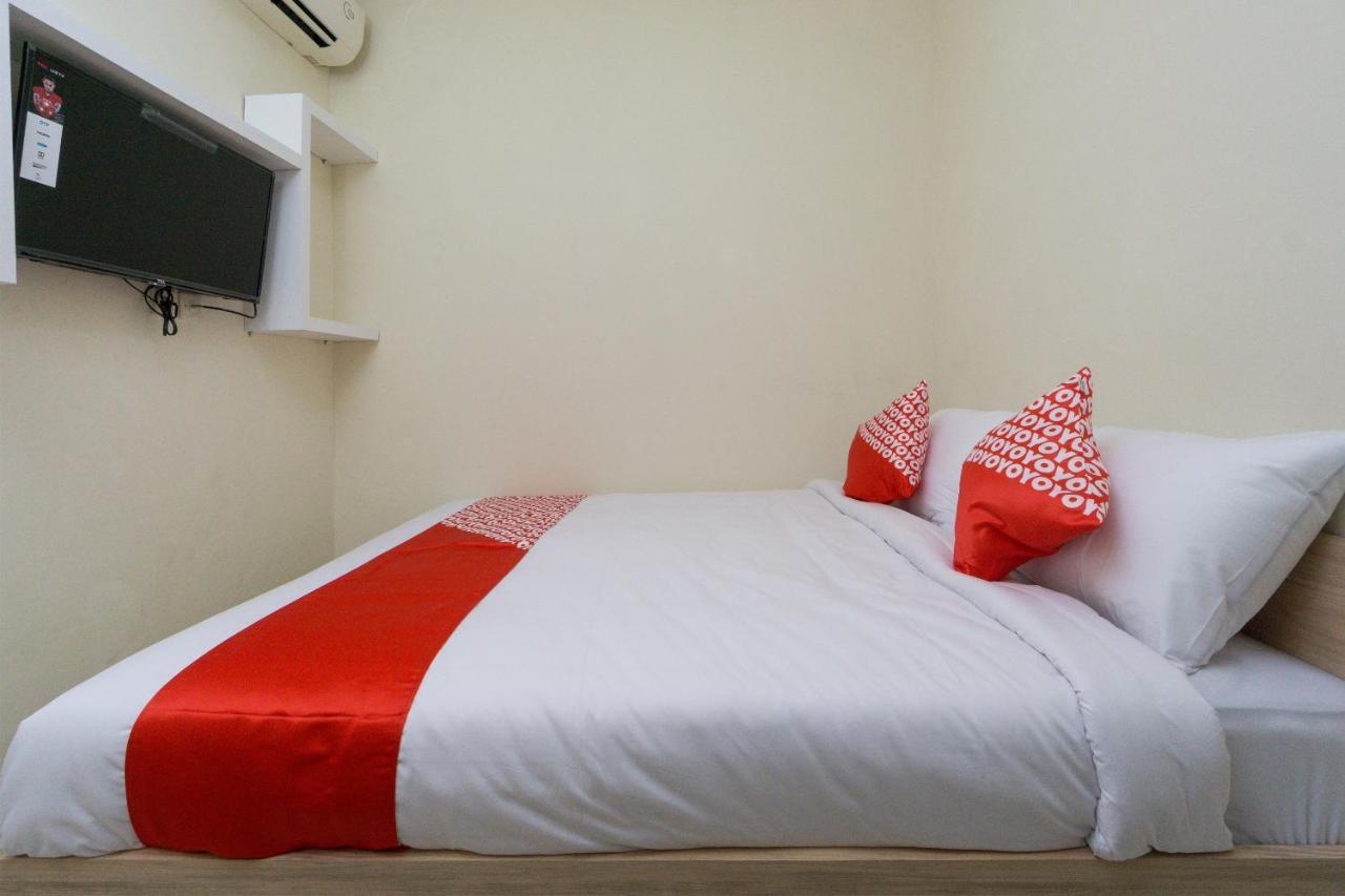 Oyo 1542 Yessy Mansion Hotell Ngabean Eksteriør bilde